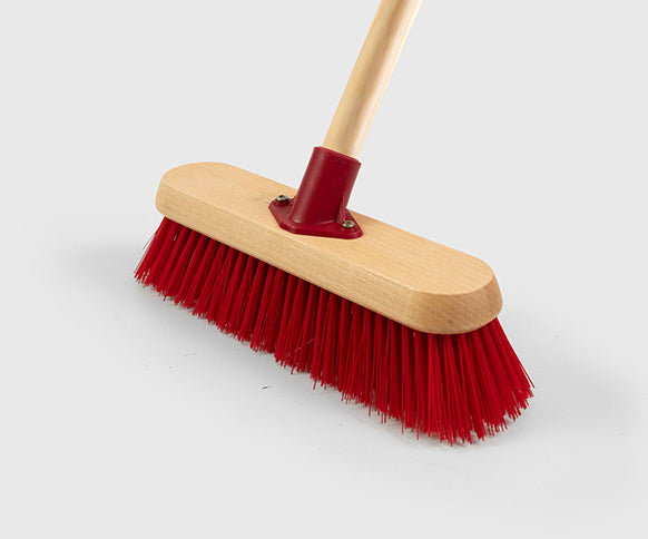 Sweeping Broom - Finest stiff - G55R fitted with socket and handle