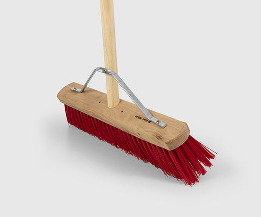 Platform Broom - Trade Stiff - H33/3 with fitted handle