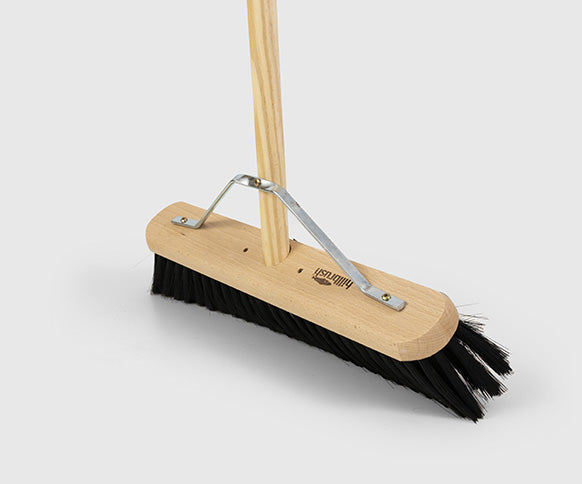 Platform Broom - Industrial Soft - H9/3 with fitted handle