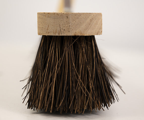 Platform Broom - Value Stiff - VR7 with fitted handle